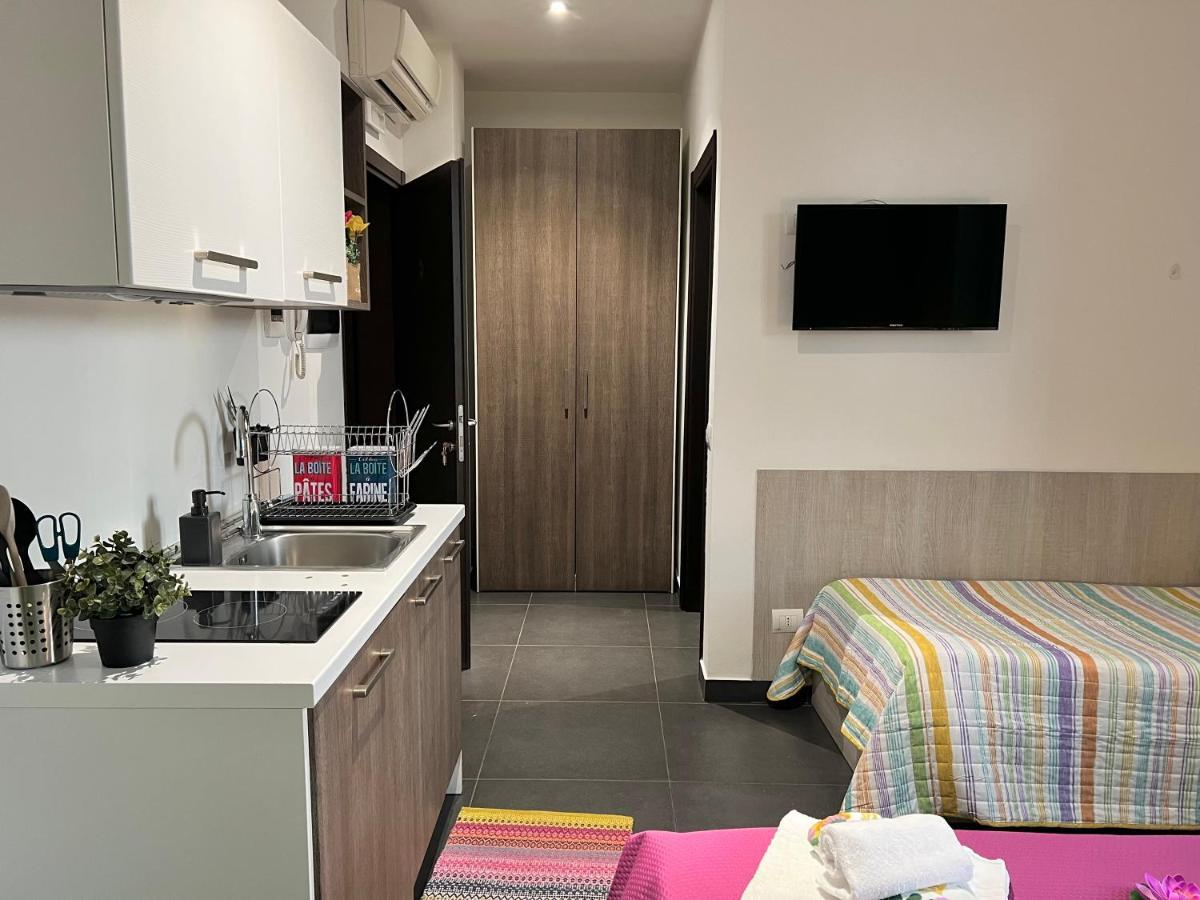 Bnbook Residence Matteotti Новара Екстериор снимка