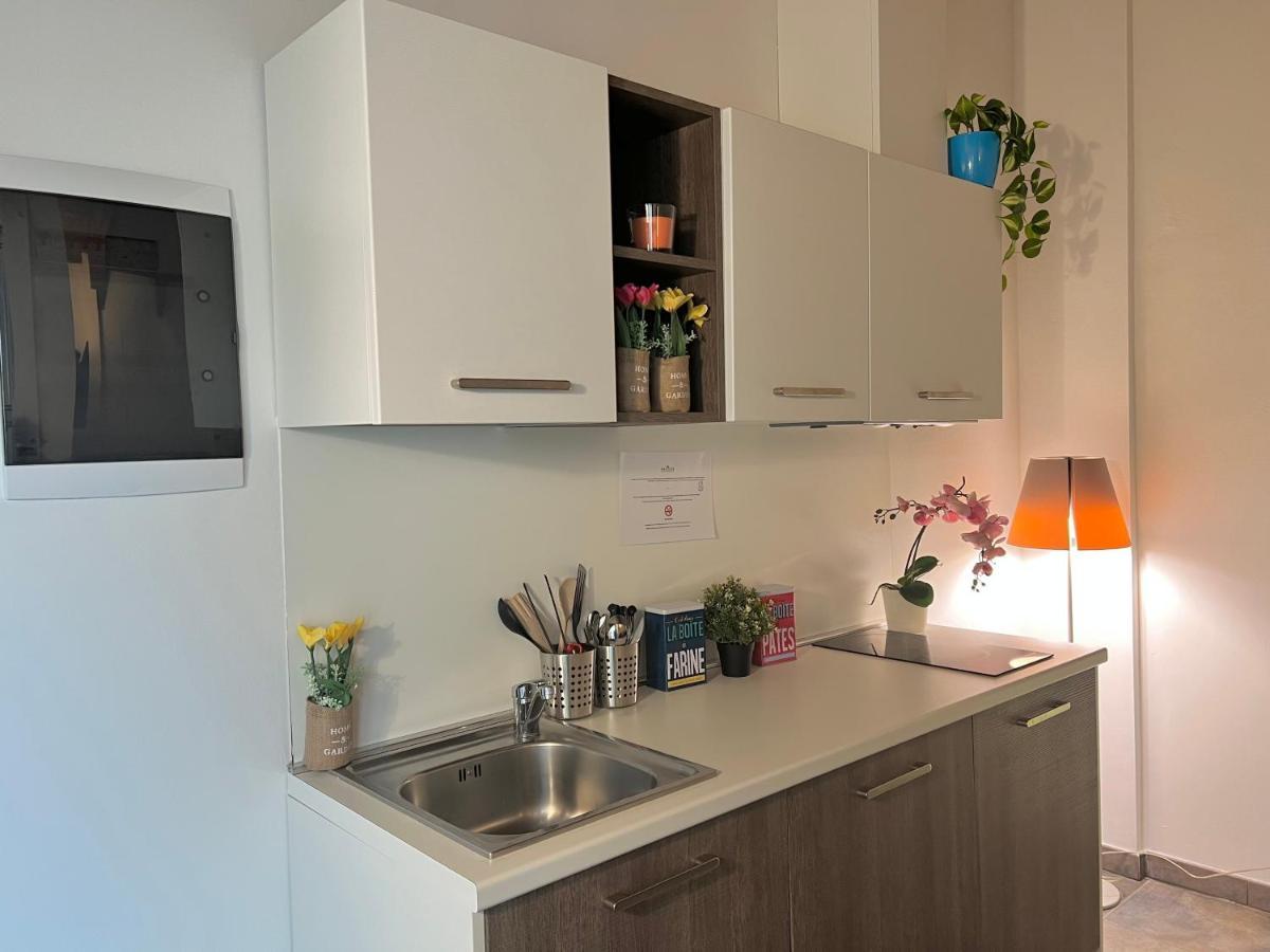 Bnbook Residence Matteotti Новара Екстериор снимка