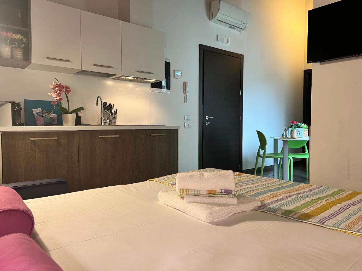 Bnbook Residence Matteotti Новара Екстериор снимка