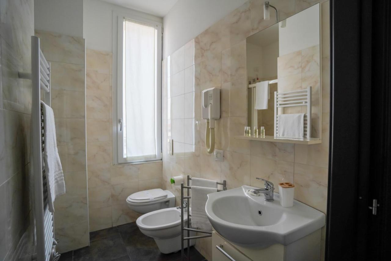 Bnbook Residence Matteotti Новара Екстериор снимка