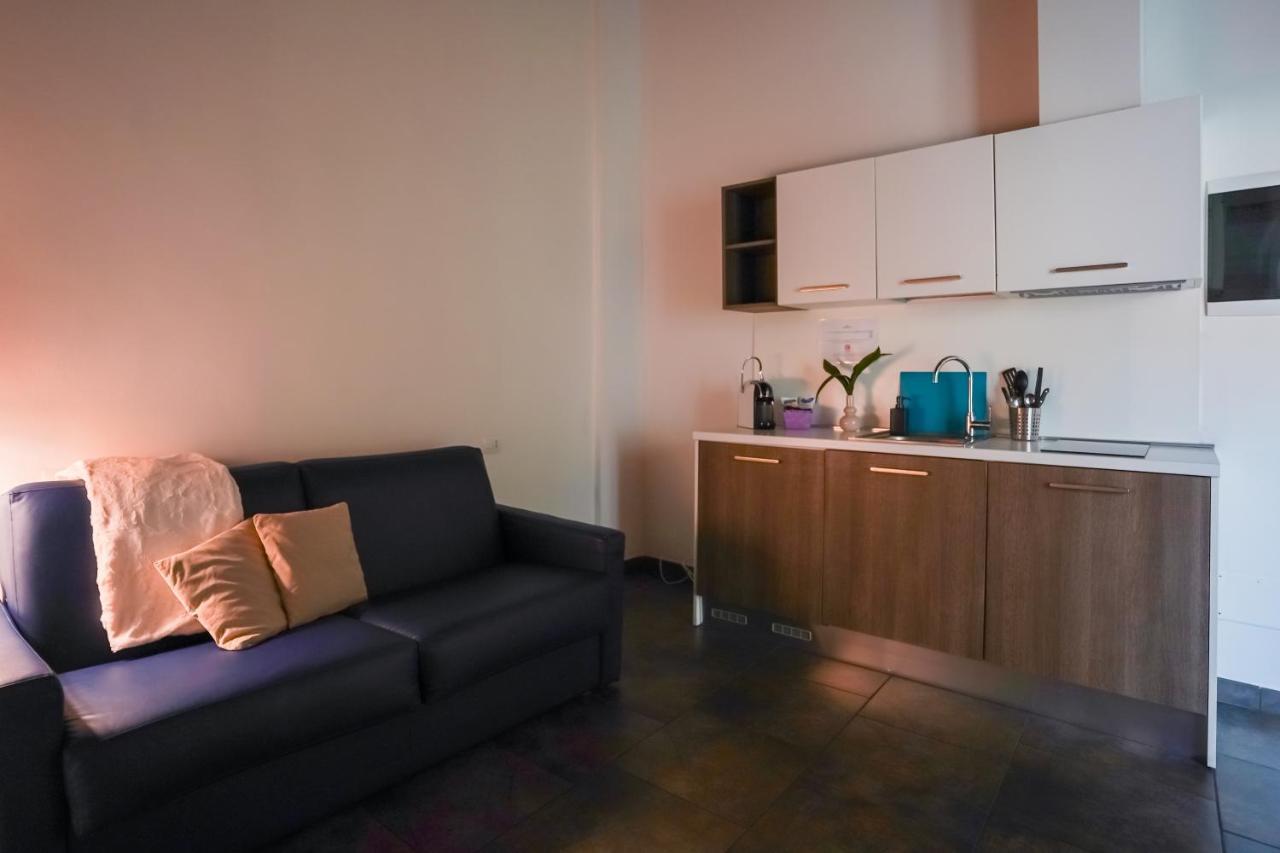 Bnbook Residence Matteotti Новара Екстериор снимка