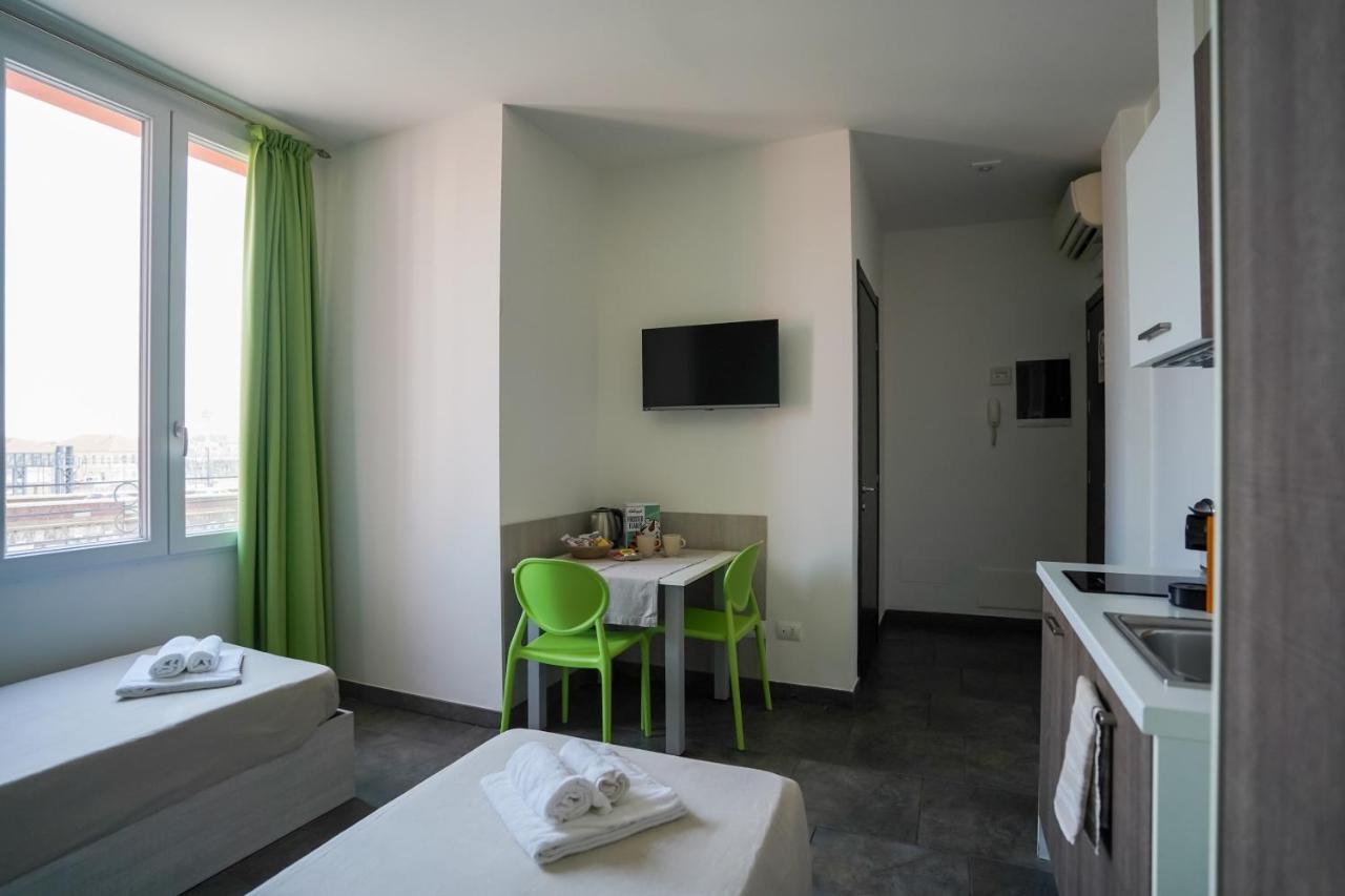 Bnbook Residence Matteotti Новара Екстериор снимка