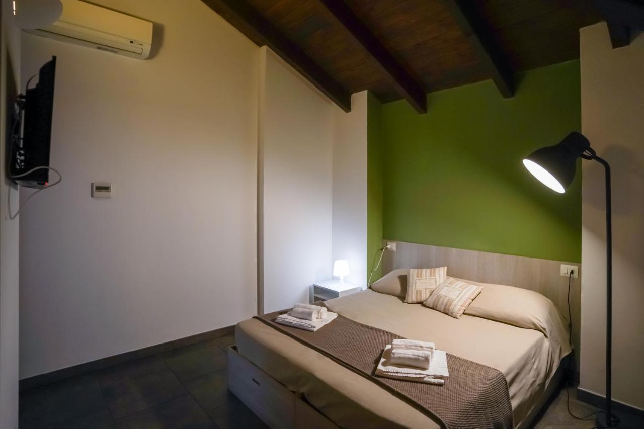 Bnbook Residence Matteotti Новара Екстериор снимка